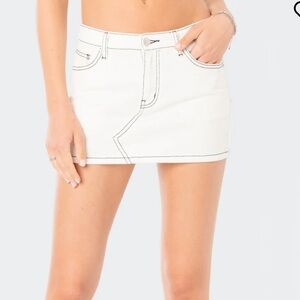 Contrast Stitched Low-Rise Denim Mini Skirt